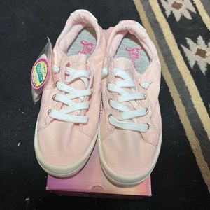 New Pink Jelly Pop tennis shoes